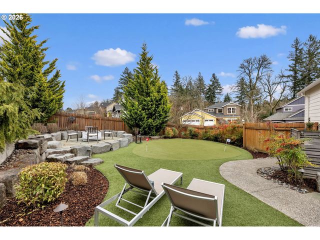 845 Nw SACAJAWEA St, Camas, WA 98607