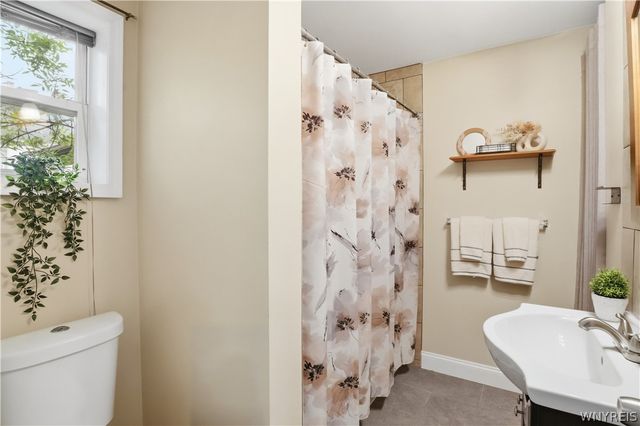 190 Laverack Avenue, Lancaster, NY 14043