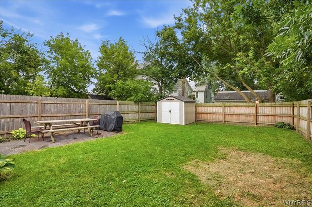 190 Laverack Avenue, Lancaster, NY 14043