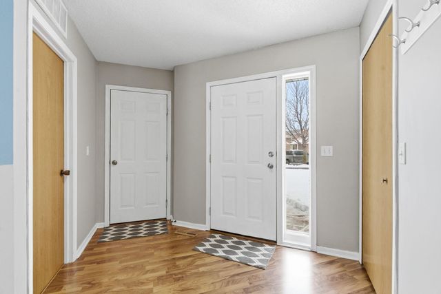 107 Garner Circle, Montrose, MN 55363