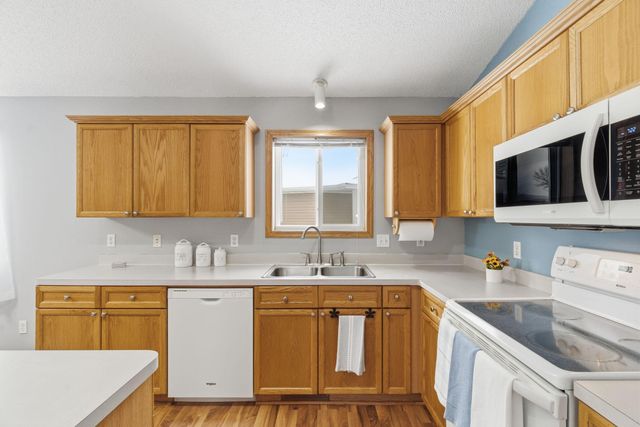 107 Garner Circle, Montrose, MN 55363