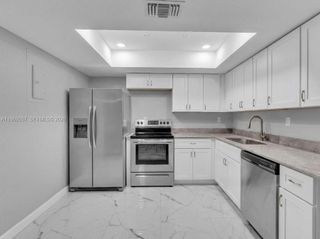 34 Meacham Ln, Tamarac, FL 33319