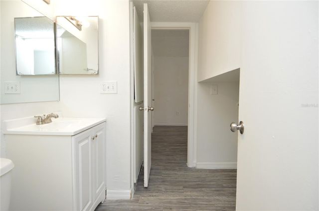 5006 MORRO MANOR DRIVE 305, Tampa, FL 33617