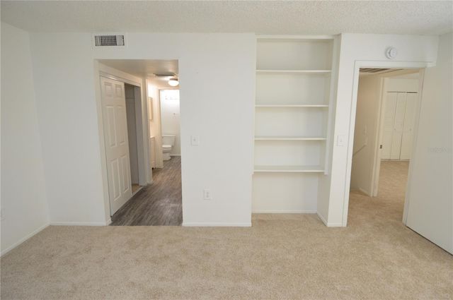 5006 MORRO MANOR DRIVE 305, Tampa, FL 33617