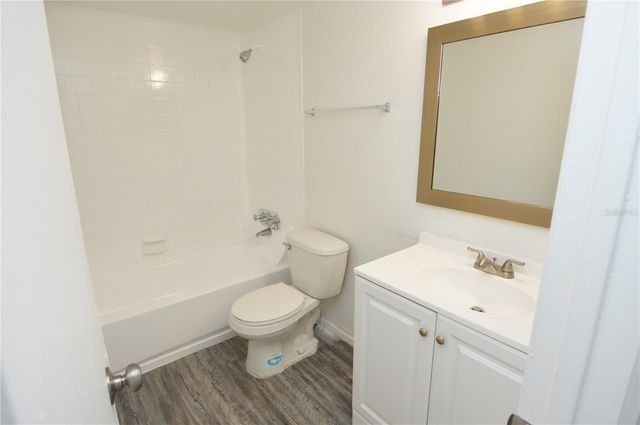 5006 MORRO MANOR DRIVE 305, Tampa, FL 33617