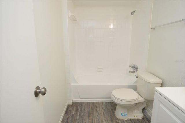 5006 MORRO MANOR DRIVE 305, Tampa, FL 33617