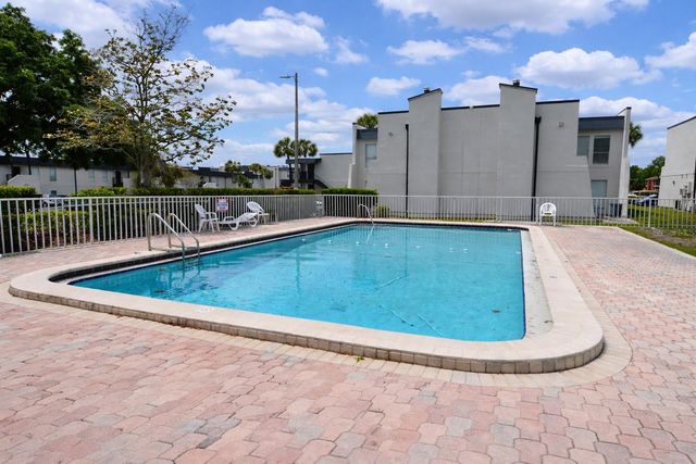 5006 MORRO MANOR DRIVE 305, Tampa, FL 33617