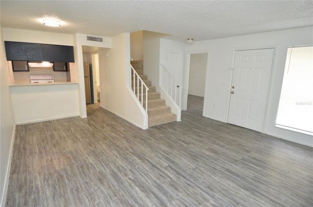 5006 MORRO MANOR DRIVE 305, Tampa, FL 33617