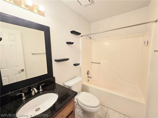 9800 Bridgeford Road, Fort Smith, AR 72908