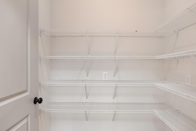 6667 Dharma Lp, East Ridge, TN 37412