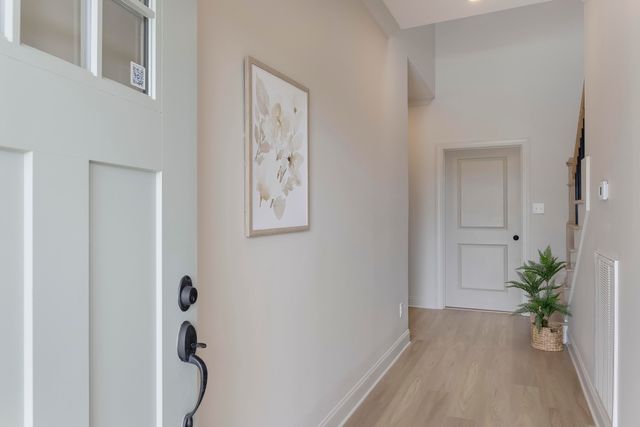 6667 Dharma Lp, East Ridge, TN 37412