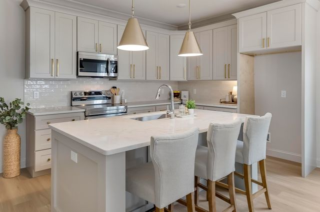 6667 Dharma Lp, East Ridge, TN 37412