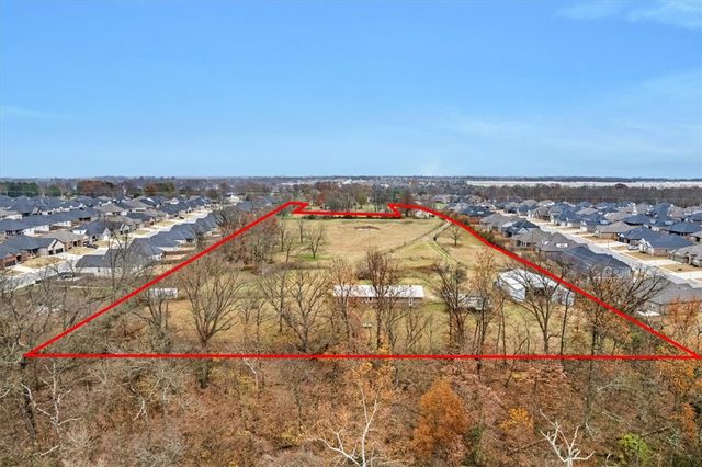 3810 & 3720 N Rainbow Farm Road, Bentonville, AR 72713