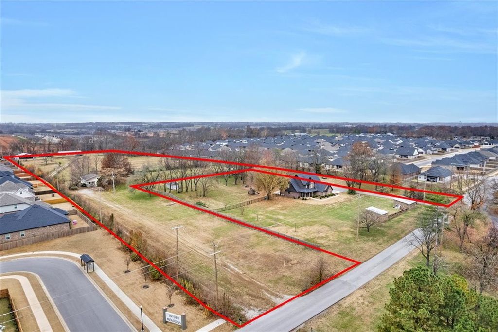 3810 & 3720 N Rainbow Farm Road, Bentonville, AR 72713