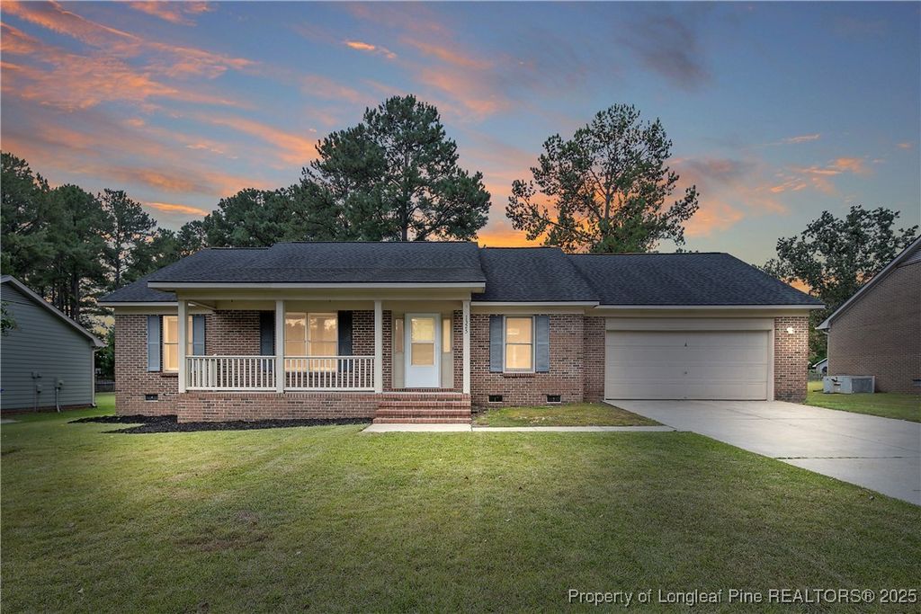 1325 Butterwood Circle, Fayetteville, NC 28314