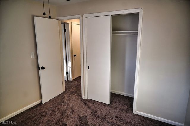 6302 W 54th Street, Parma, OH 44129