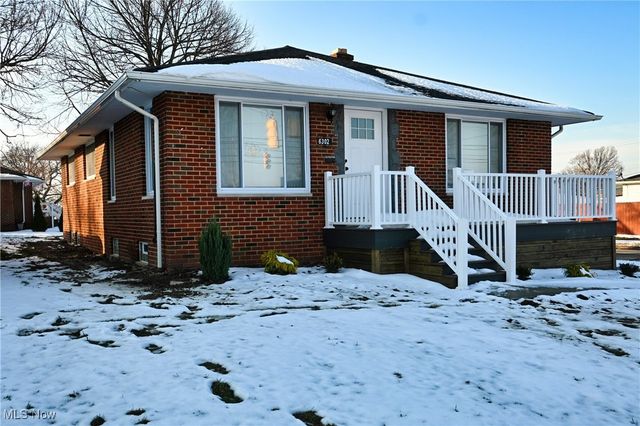 6302 W 54th Street, Parma, OH 44129