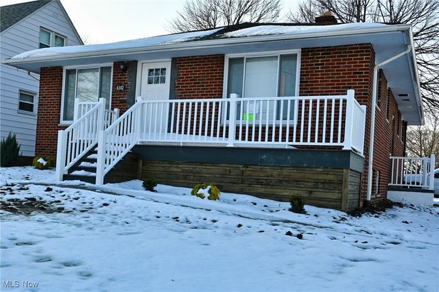 6302 W 54th Street, Parma, OH 44129