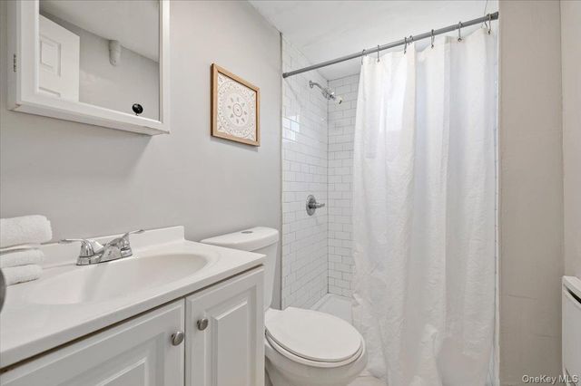 69 Parkway Boulevard, Wyandanch, NY 11798