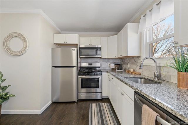 69 Parkway Boulevard, Wyandanch, NY 11798