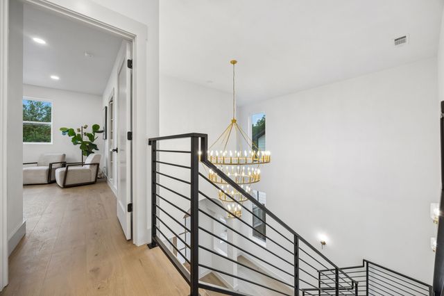 3027 Brooklyndell Avenue, Dallas, TX 75211