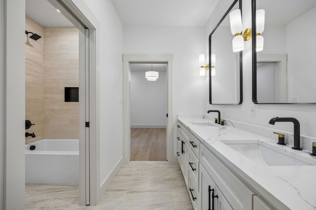 3027 Brooklyndell Avenue, Dallas, TX 75211