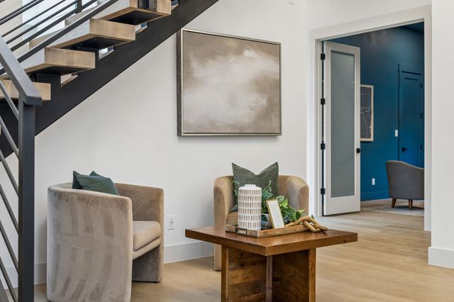3027 Brooklyndell Avenue, Dallas, TX 75211