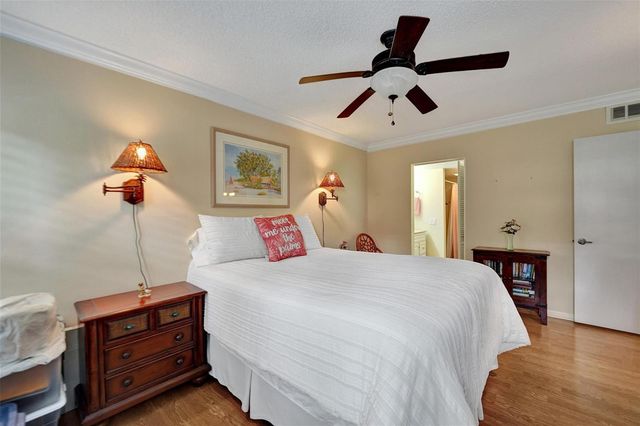 860 SE 6th Avenue 402, Deerfield Beach, FL 33441
