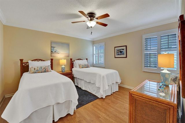860 SE 6th Avenue 402, Deerfield Beach, FL 33441