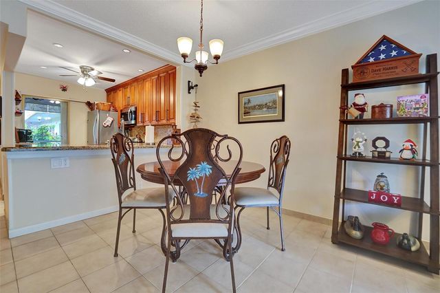 860 SE 6th Avenue 402, Deerfield Beach, FL 33441