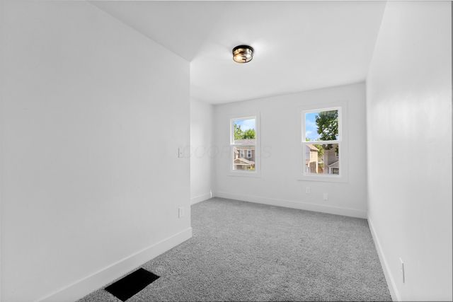 738 E Deshler Avenue, Columbus, OH 43206