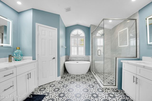 6107 NW Gause Avenue, Port St. Lucie, FL 34986