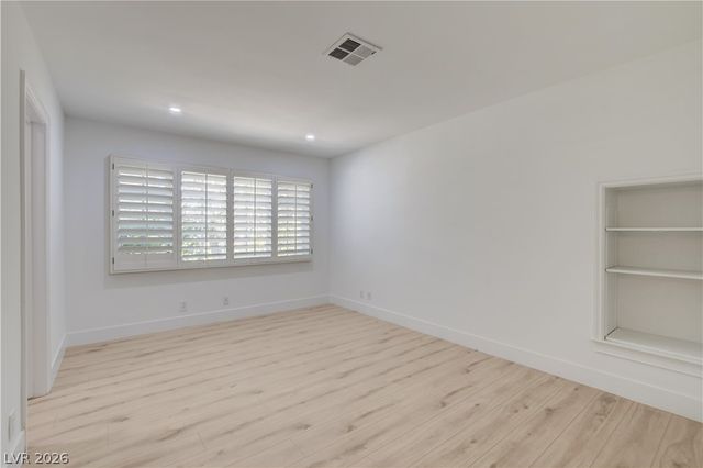2001 Silver Avenue, Las Vegas, NV 89102
