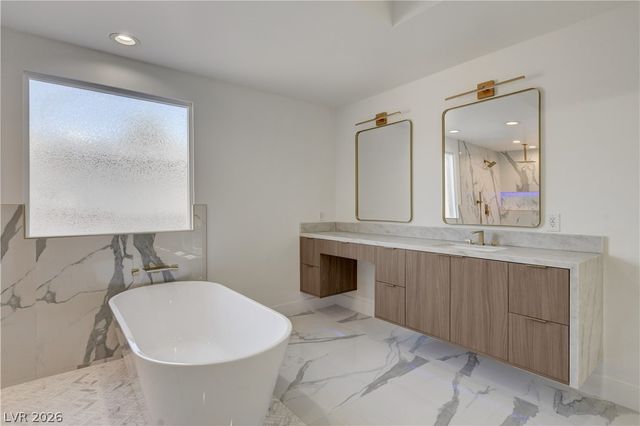 2001 Silver Avenue, Las Vegas, NV 89102