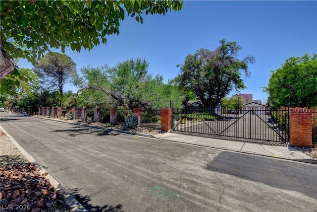 2001 Silver Avenue, Las Vegas, NV 89102
