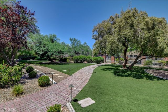2001 Silver Avenue, Las Vegas, NV 89102