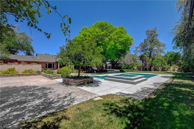2001 Silver Avenue, Las Vegas, NV 89102
