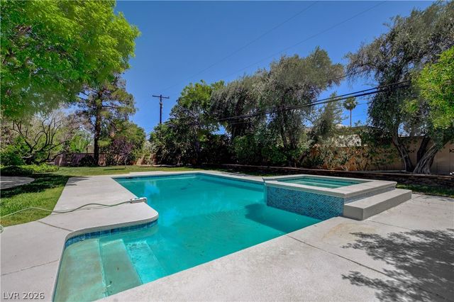 2001 Silver Avenue, Las Vegas, NV 89102