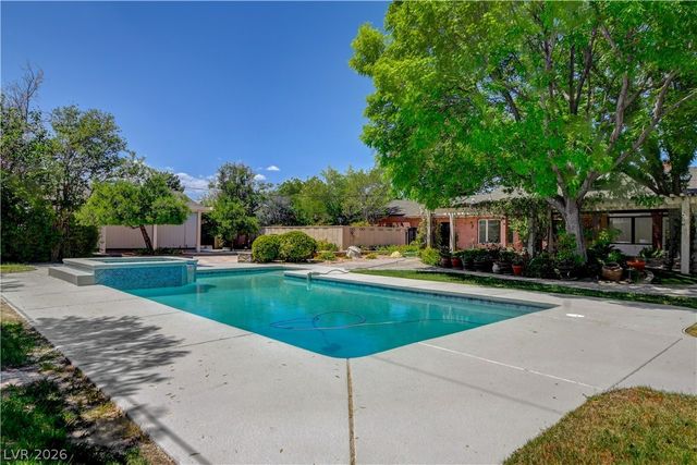2001 Silver Avenue, Las Vegas, NV 89102