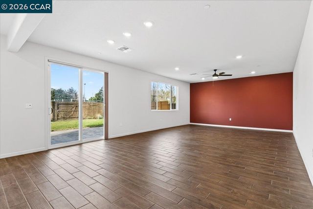 3017 Kenwood Cir, Oakley, CA 94561