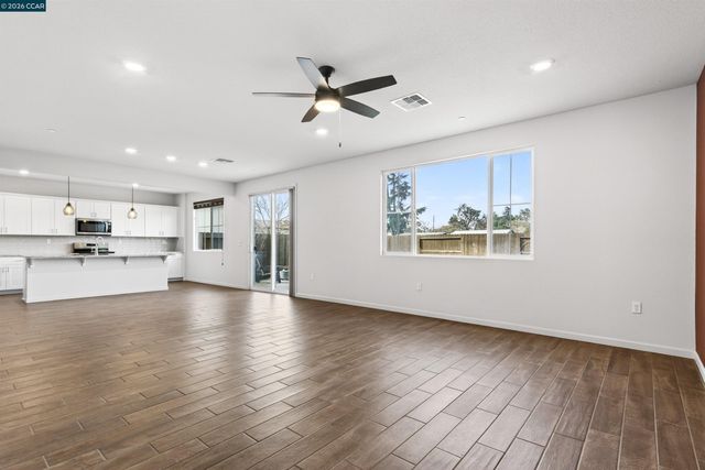 3017 Kenwood Cir, Oakley, CA 94561