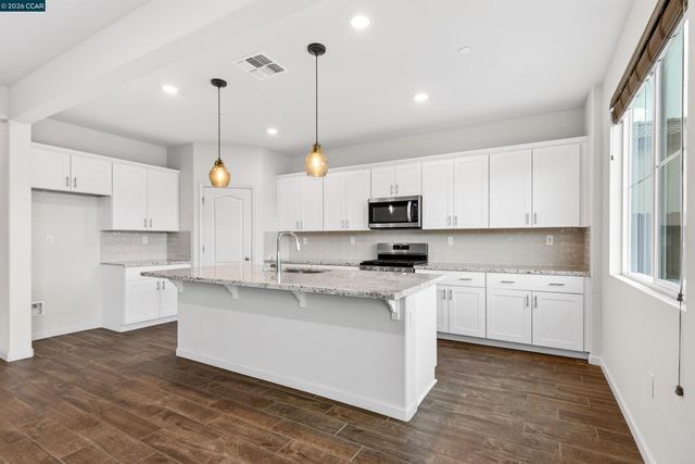 3017 Kenwood Cir, Oakley, CA 94561