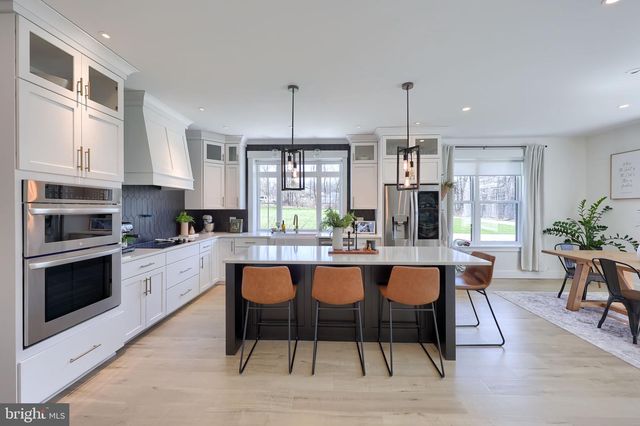 109 LILLY RD, Honey Brook, PA 19344