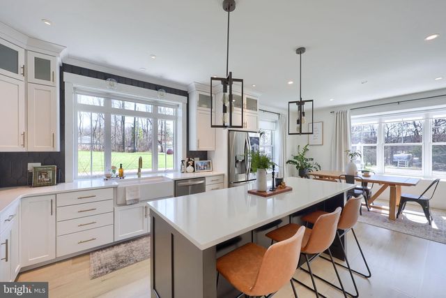 109 LILLY RD, Honey Brook, PA 19344