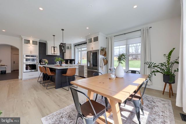 109 LILLY RD, Honey Brook, PA 19344