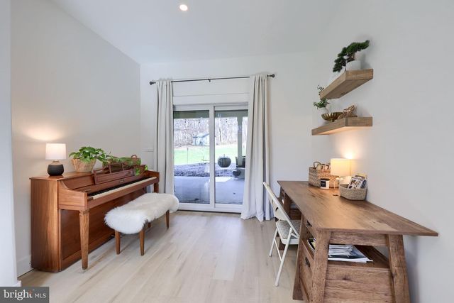 109 LILLY RD, Honey Brook, PA 19344