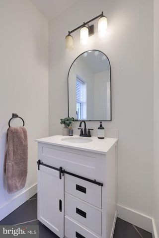 109 LILLY RD, Honey Brook, PA 19344