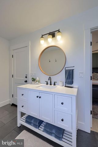 109 LILLY RD, Honey Brook, PA 19344