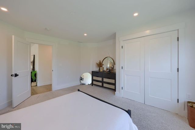 109 LILLY RD, Honey Brook, PA 19344