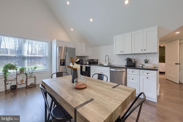 109 LILLY RD, Honey Brook, PA 19344